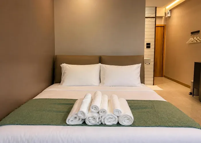 Enjoyable Urban Escape Sukhumvit Ekkamai ゲストハウス