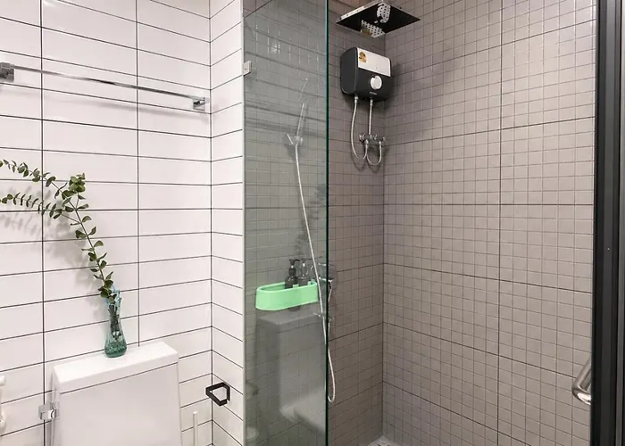 Enjoyable Urban Escape Sukhumvit Ekkamai ゲストハウス 3*