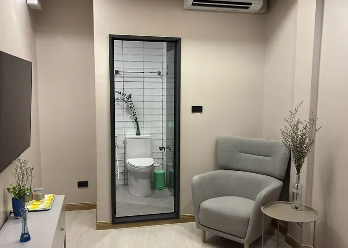 ゲストハウス Enjoyable Urban Escape Sukhumvit Ekkamai バンコク都