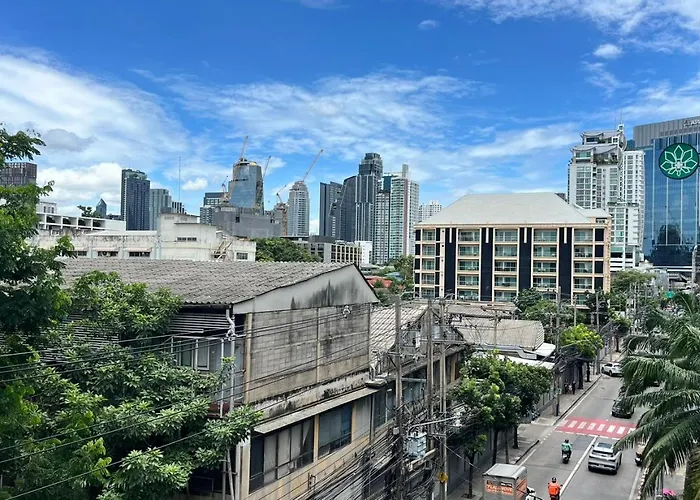 Enjoyable Urban Escape Sukhumvit Ekkamai 3*